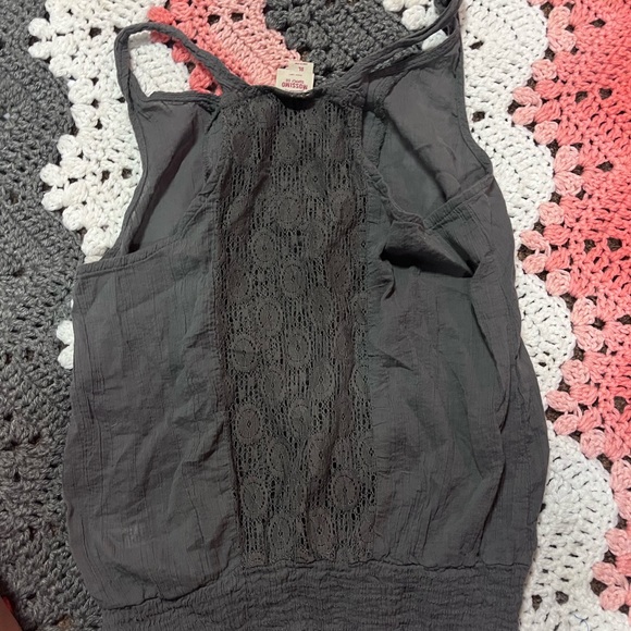 Tank top - Picture 3 of 3